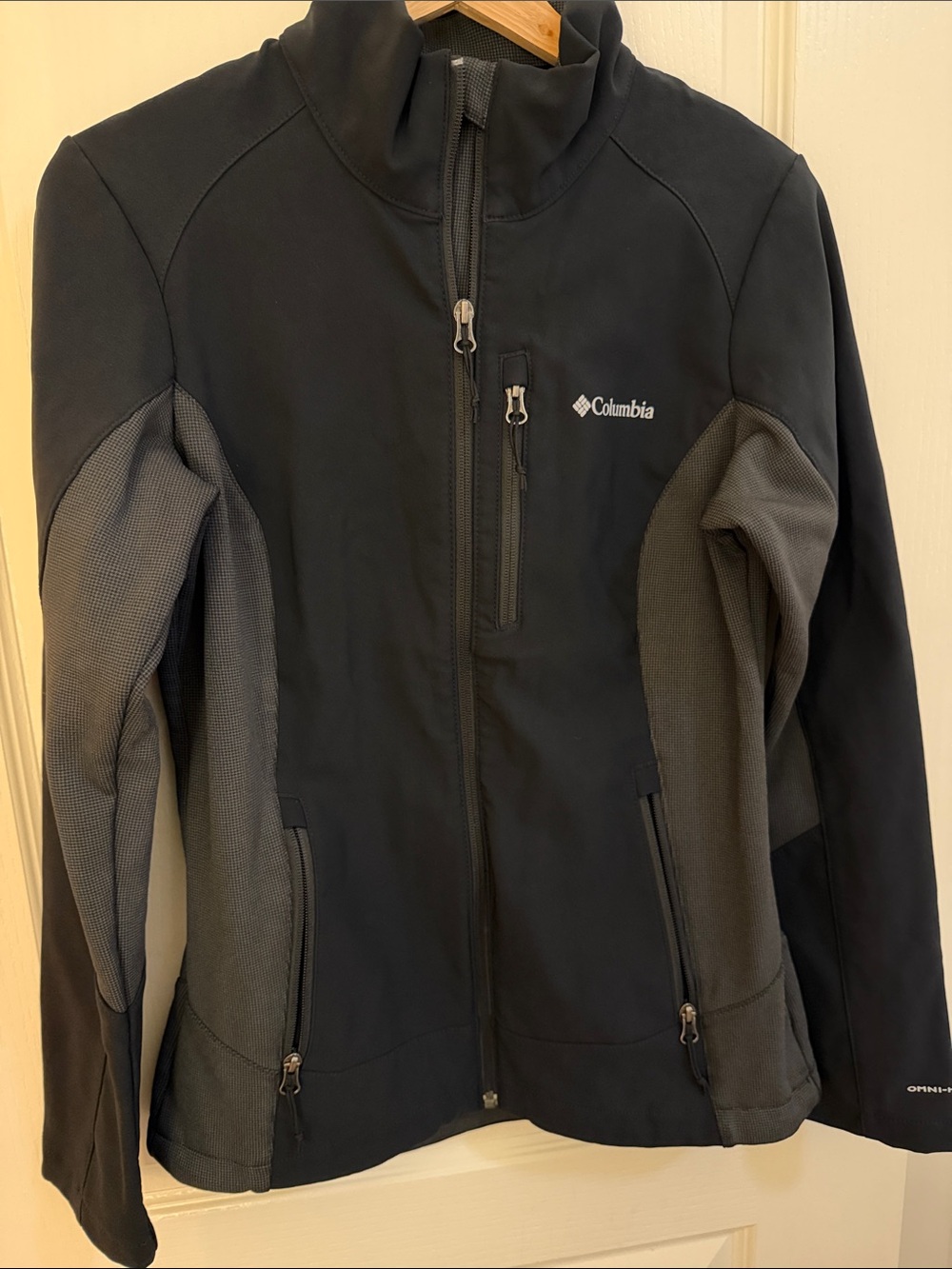 Columbia Black and Gray Women's Softshell Utility Jacket